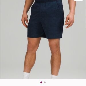 LULULEMON MEN’s pace breaker shorts 7” LINED heather navy